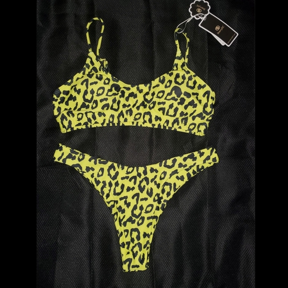 Neon Yellow Cheetah Print Bikini - Picture 4 of 4
